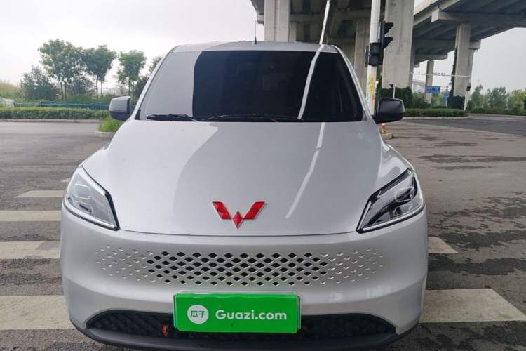 Used Wuling Hongguang New Energy 2025 Extended-Range Hybrid 50KM Comfort Version Front