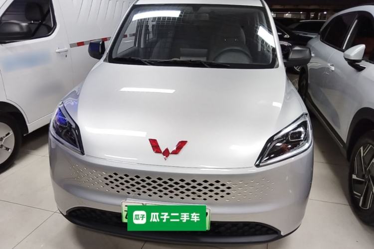 Used Wuling Hongguang New Energy 2025 Extended-Range Hybrid 50KM Comfort Version Front