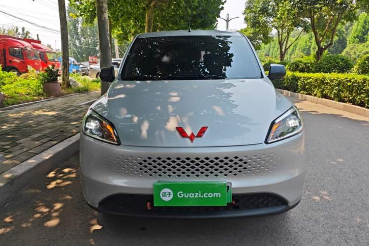 Used Wuling Hongguang New Energy 2025 Extended-Range Hybrid 50KM Comfort Version Front