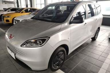 Used Wuling Hongguang New Energy 2025 Extended-Range Hybrid 50KM Comfort Version