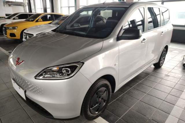 Used Wuling Hongguang New Energy 2025 Extended-Range Hybrid 50KM Comfort Version