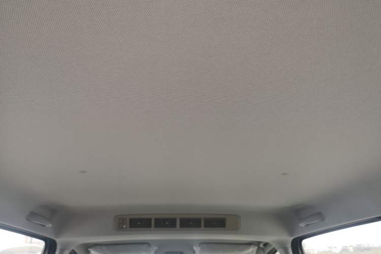 Used Wuling Hongguang New Energy 2025 Extended-Range Hybrid 50 km Standard Version Headliner
