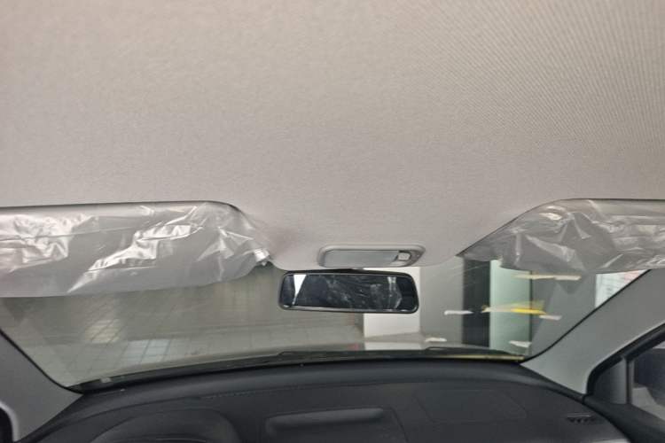 Used Wuling Hongguang New Energy 2025 Extended-Range Hybrid 50 km Utility Version Headliner