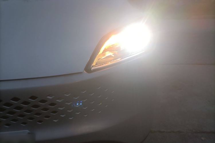 Used Wuling Hongguang New Energy 2025 Extended-Range Hybrid 50KM Comfort Version Left Front Headlight