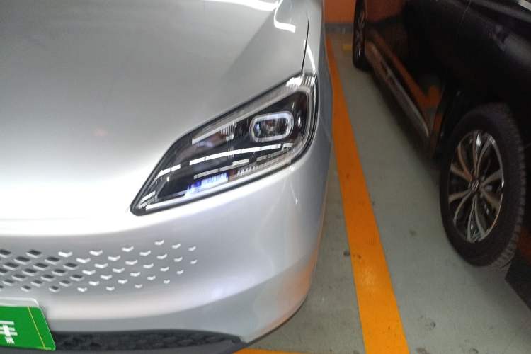 Used Wuling Hongguang New Energy 2025 Extended-Range Hybrid 50KM Comfort Version Left Front Headlight