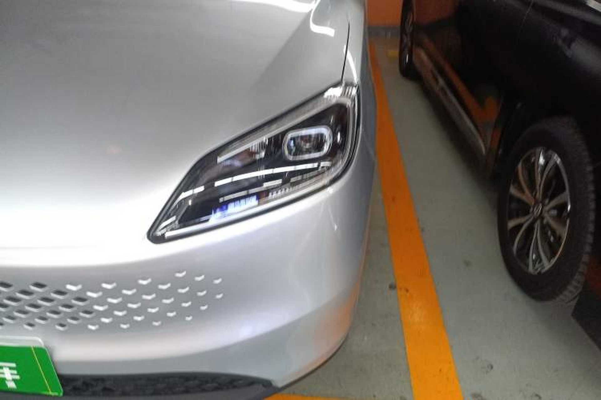 Used Wuling Hongguang New Energy 2025 Extended-Range Hybrid 50KM Comfort Version Left Front Headlight
