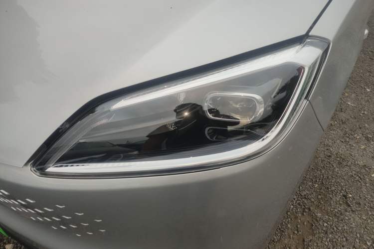 Used Wuling Hongguang New Energy 2025 Extended-Range Hybrid 50KM Comfort Version Left Front Headlight