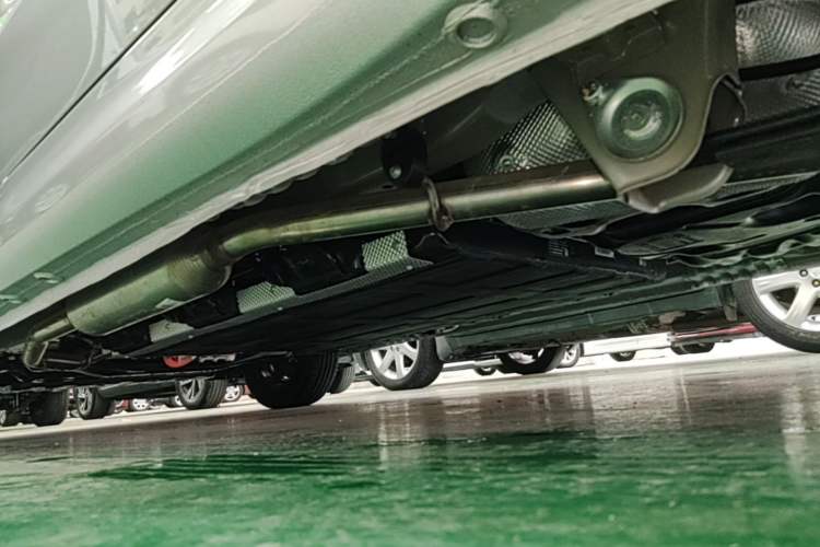 Used Wuling Hongguang New Energy 2025 Extended-Range Hybrid 50 km Standard Version Left Side Sill