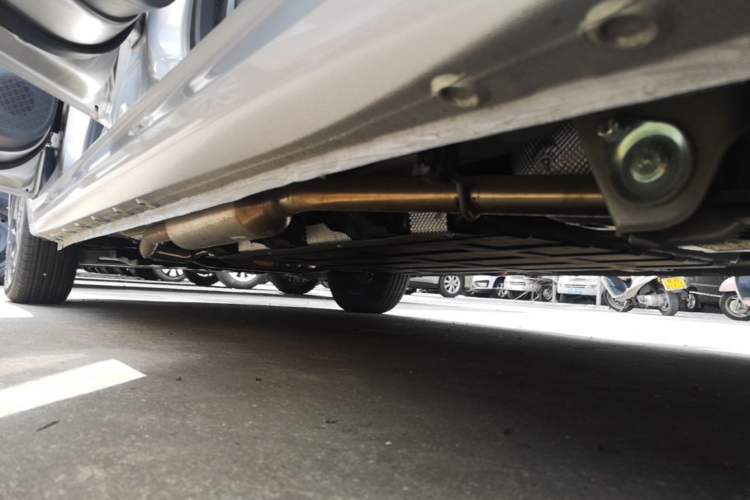Used Wuling Hongguang New Energy 2025 Extended-Range Hybrid 50KM Comfort Version Left Side Sill