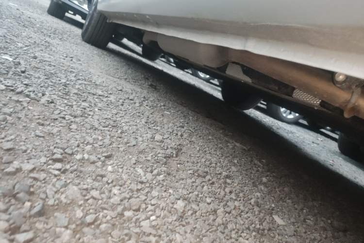 Used Wuling Hongguang New Energy 2025 Extended-Range Hybrid 50KM Comfort Version Left Side Sill