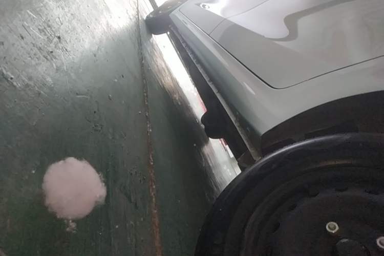 Used Wuling Hongguang New Energy 2025 Extended-Range Hybrid 50 km Utility Version Left Side Sill