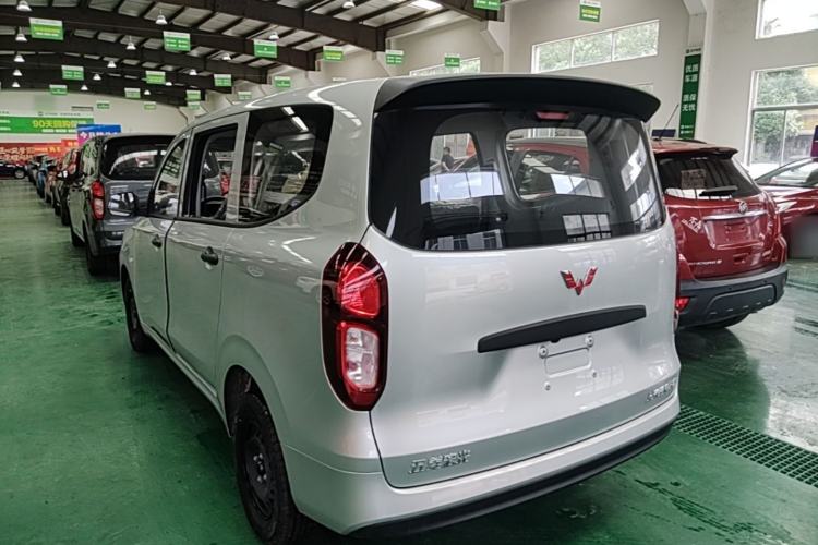 Used Wuling Hongguang New Energy 2025 Extended-Range Hybrid 50 km Standard Version Rear Left 45 Deg