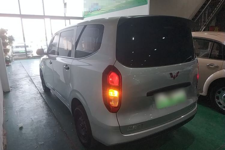 Used Wuling Hongguang New Energy 2025 Extended-Range Hybrid 50 km Utility Version Rear Left 45 Deg