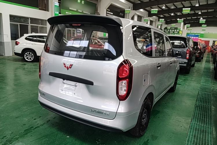 Used Wuling Hongguang New Energy 2025 Extended-Range Hybrid 50 km Standard Version Rear Right 45 Deg