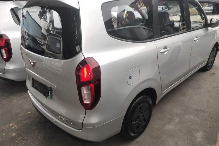 Used Wuling Hongguang New Energy 2025 Extended-Range Hybrid 50KM Comfort Version Rear Right 45 Deg