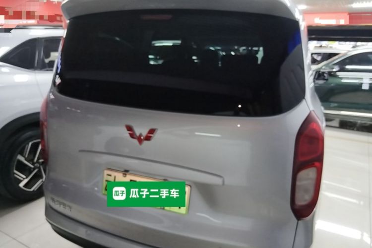 Used Wuling Hongguang New Energy 2025 Extended-Range Hybrid 50KM Comfort Version Rear
