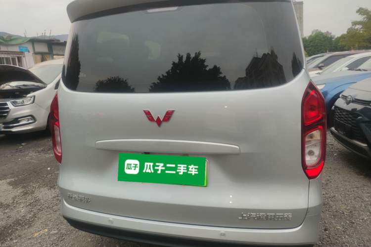 Used Wuling Hongguang New Energy 2025 Extended-Range Hybrid 50KM Comfort Version Rear