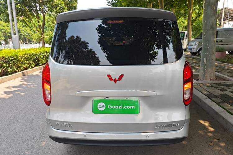 Used Wuling Hongguang New Energy 2025 Extended-Range Hybrid 50KM Comfort Version Rear