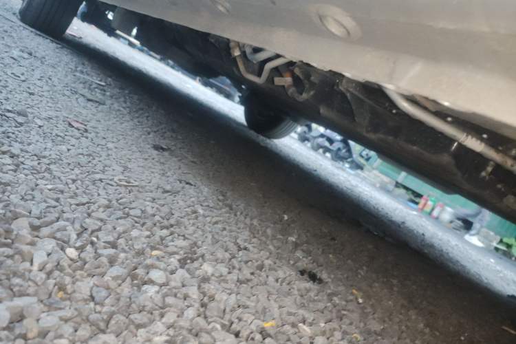 Used Wuling Hongguang New Energy 2025 Extended-Range Hybrid 50KM Comfort Version Right Side Sill