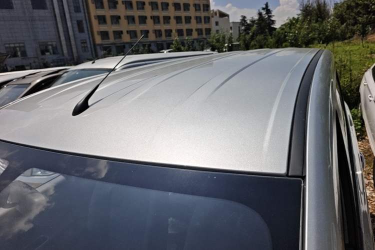 Used Wuling Hongguang New Energy 2025 Extended-Range Hybrid 50KM Comfort Version Roof