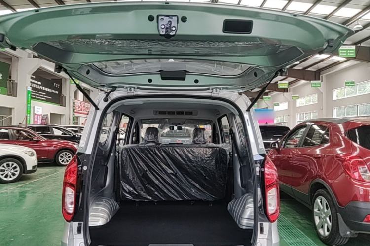 Used Wuling Hongguang New Energy 2025 Extended-Range Hybrid 50 km Standard Version Trunk