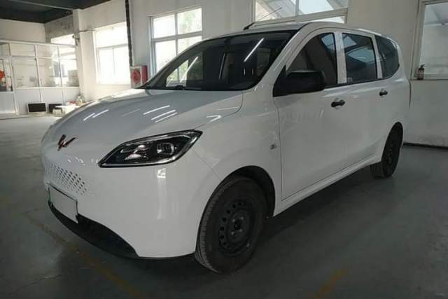 Used Wuling Hongguang New Energy 2025 Extended-Range Hybrid 50 km Standard Version