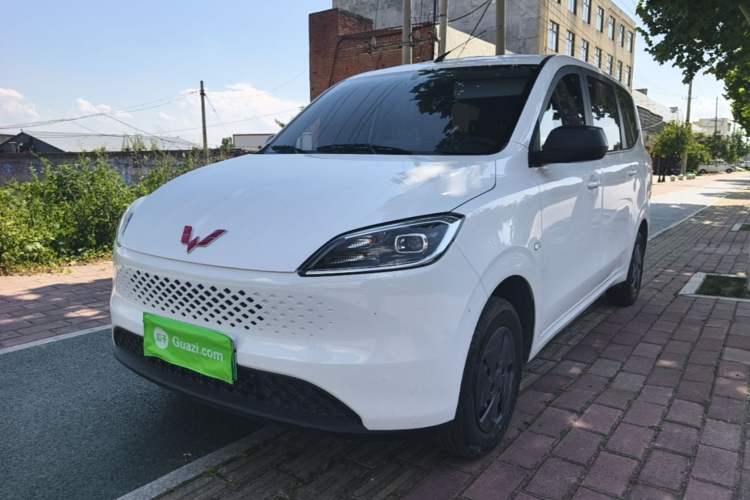 Wuling Hongguang New Energy 2025 Extended-Range Hybrid 50KM Comfort Version مستعملة Guazi used car, China used car export, Used car for sale, Used  cars, Cheapest cars for sale