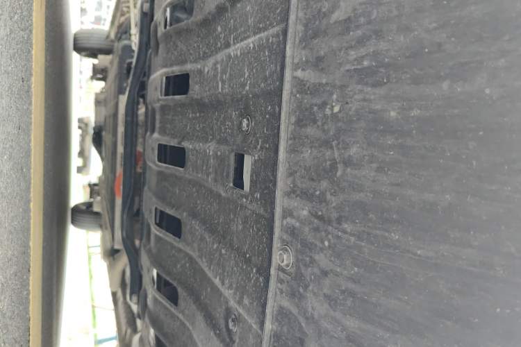 Used Wuling Hongguang New Energy 2025 Extended-Range Hybrid 50 km Standard Version Chassis Front