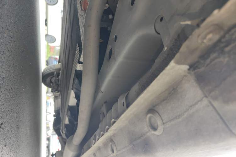 Used Wuling Hongguang New Energy 2025 Extended-Range Hybrid 50 km Standard Version Chassis Front Left