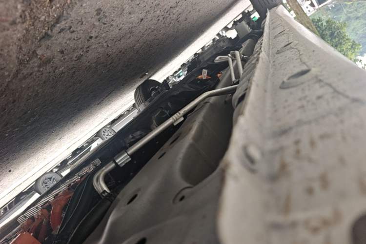 Used Wuling Hongguang New Energy 2025 Model Range-Extending Hybrid 150KM Comfort Edition Chassis Front Right
