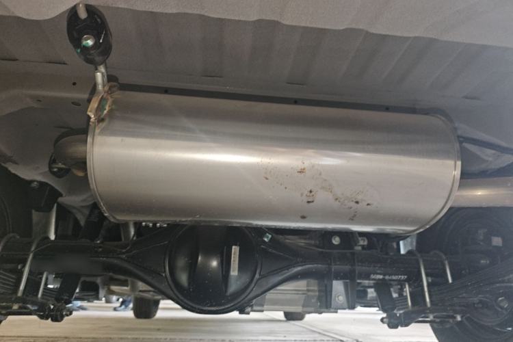 Used Wuling Hongguang New Energy 2025 Model Range-Extending Hybrid 150KM Comfort Edition Chassis Rear