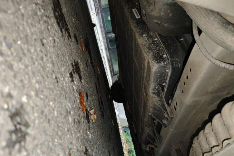 Used Wuling Hongguang New Energy 2025 Extended-Range Hybrid 50 km Standard Version Chassis Rear Right