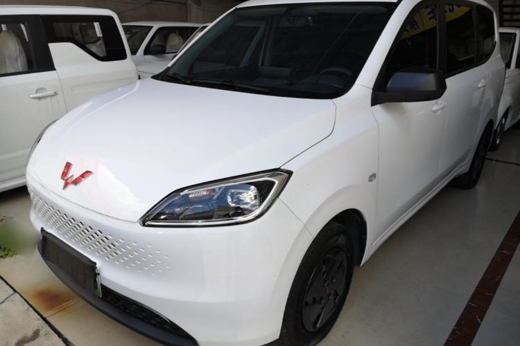 Używany Wuling Hongguang New Energy 2025 Extended-Range Hybrid 50KM Comfort Version Guazi used car, China used car export, Used car for sale, Used cars, Cheapest cars for sale