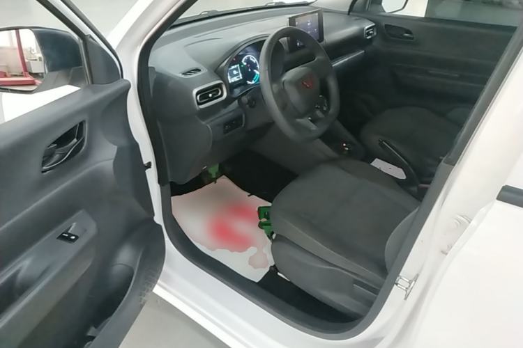 Used Wuling Hongguang New Energy 2025 Extended-Range Hybrid 50 km Standard Version Driver Seat