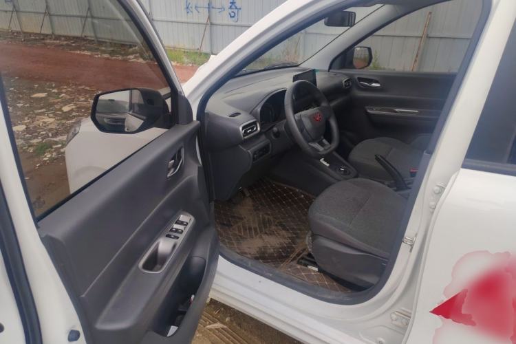 Used Wuling Hongguang New Energy 2025 Extended-Range Hybrid 50KM Comfort Version Driver Seat