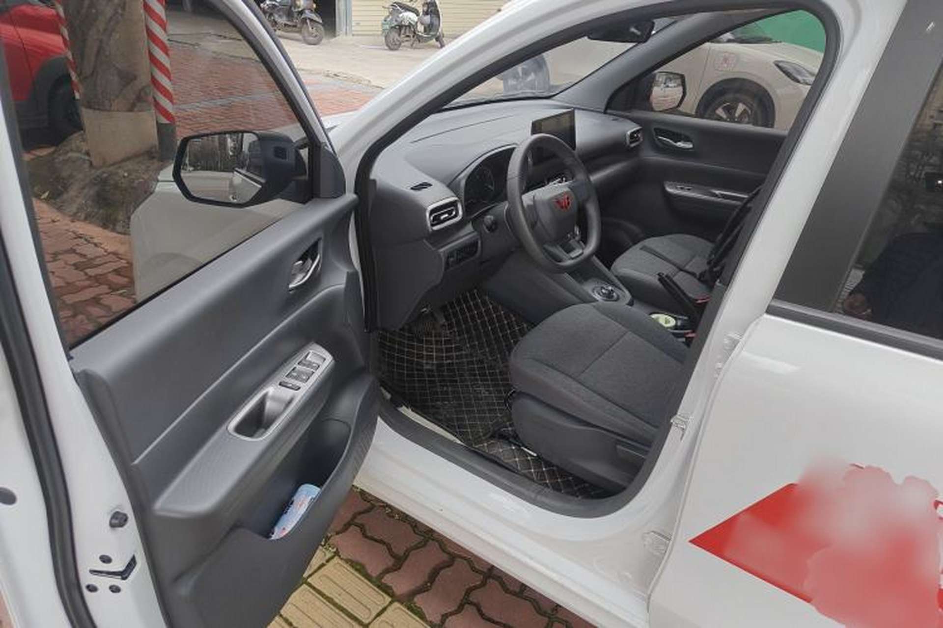 Used Wuling Hongguang New Energy 2025 Extended-Range Hybrid 50KM Comfort Version Driver Seat