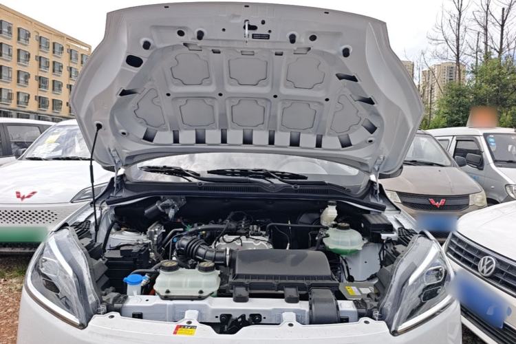 Used Wuling Hongguang New Energy 2025 Extended-Range Hybrid 50 km Standard Version Engine Bay
