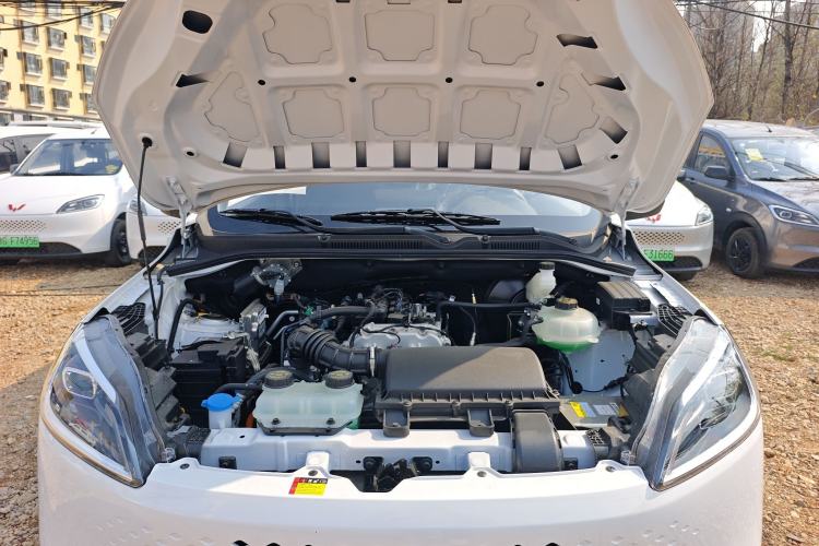 Used Wuling Hongguang New Energy 2025 Extended-Range Hybrid 50 km Standard Version Engine Bay