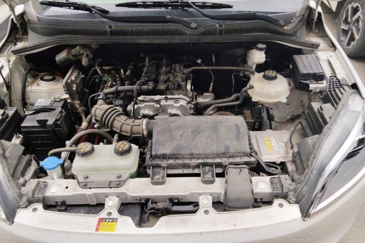 Used Wuling Hongguang New Energy 2025 Extended-Range Hybrid 50 km Standard Version Engine Bay