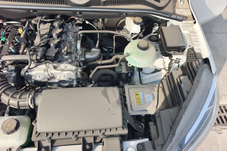 Used Wuling Hongguang New Energy 2025 Extended-Range Hybrid 50KM Comfort Version Engine Bay Left