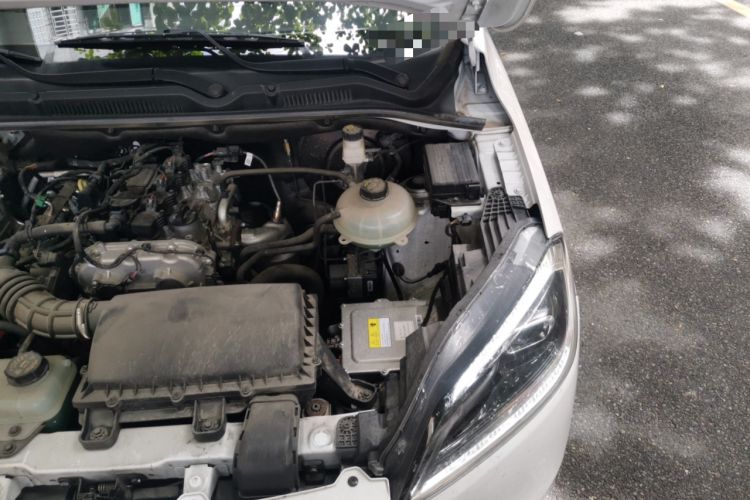 Used Wuling Hongguang New Energy 2025 Extended-Range Hybrid 50 km Standard Version Engine Bay Left