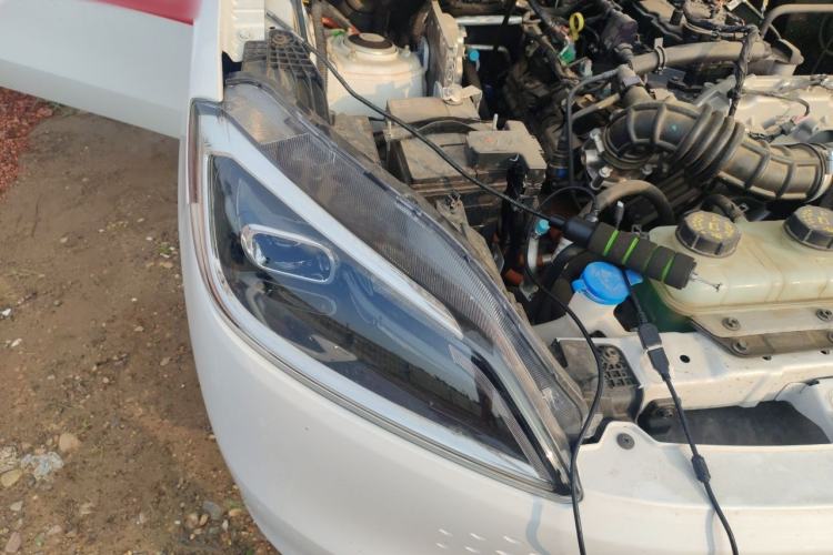 Used Wuling Hongguang New Energy 2025 Extended-Range Hybrid 50KM Comfort Version Engine Bay Right