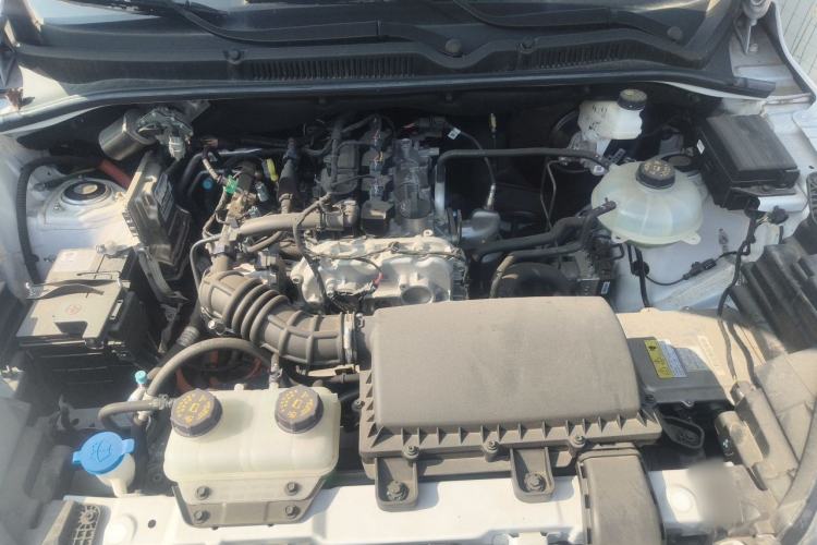 Used Wuling Hongguang New Energy 2025 Extended-Range Hybrid 50 km Standard Version Engine Bay