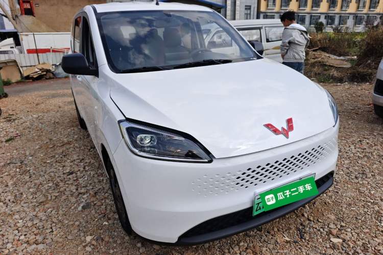 Used Wuling Hongguang New Energy 2025 Extended-Range Hybrid 50KM Comfort Version Exterior 1