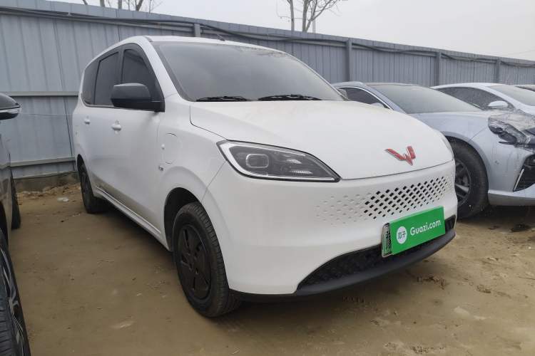Used Wuling Hongguang New Energy 2025 Extended-Range Hybrid 50KM Comfort Version Exterior 1