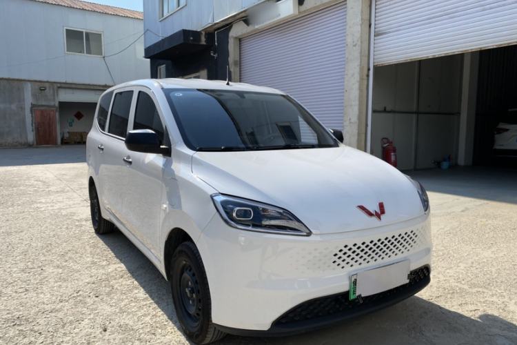 Used Wuling Hongguang New Energy 2025 Extended-Range Hybrid 50 km Standard Version Exterior 2