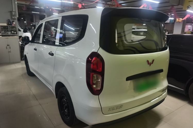 Used Wuling Hongguang New Energy 2025 Extended-Range Hybrid 50 km Standard Version Exterior 2