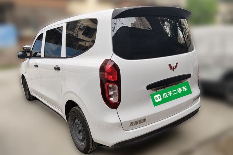 Used Wuling Hongguang New Energy 2025 Extended-Range Hybrid 50 km Standard Version Exterior 3