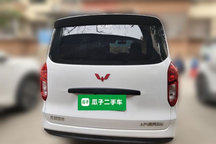 Used Wuling Hongguang New Energy 2025 Extended-Range Hybrid 50 km Standard Version Exterior 4