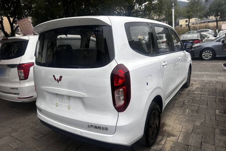 Used Wuling Hongguang New Energy 2025 Extended-Range Hybrid 50KM Comfort Version Exterior 4